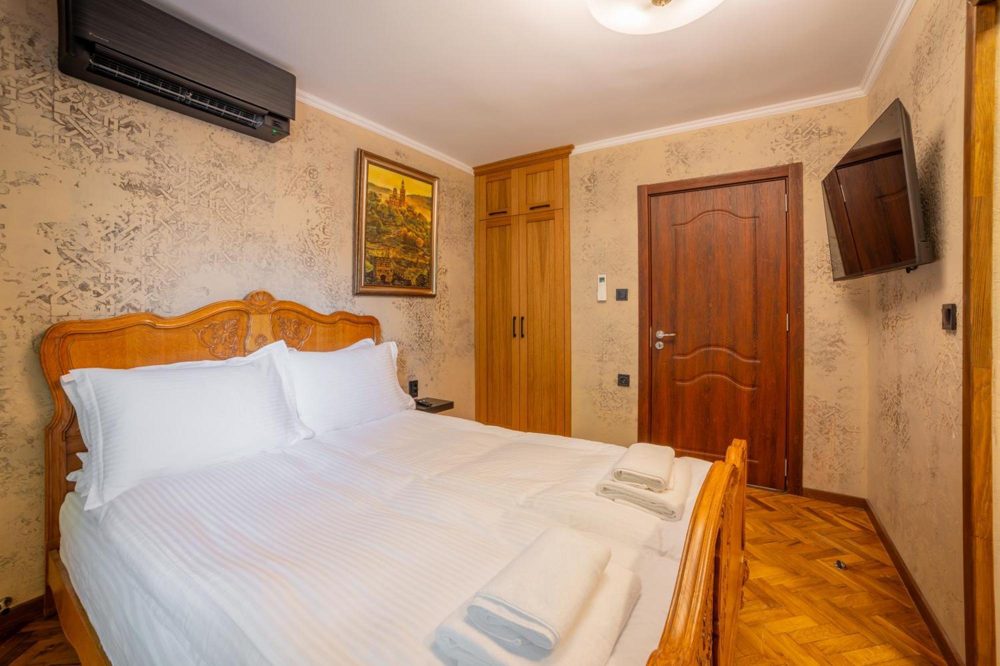Iatrus Guest Apartment & Sauna Veliko Tarnovo Extérieur photo